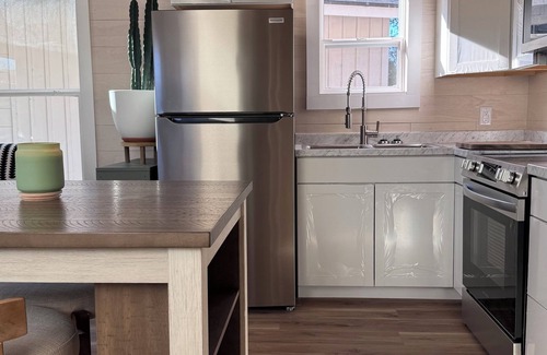 West San Antonio House | Urban Barn Retreat San Antonio - Escape the City While in the City!