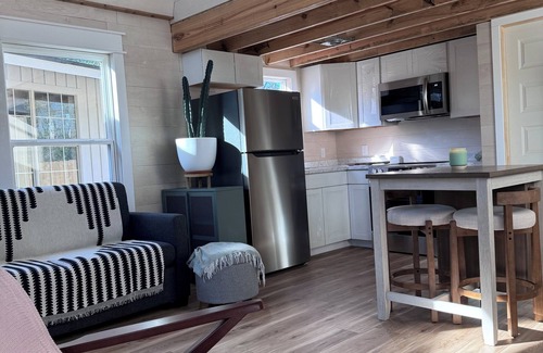 West San Antonio House | Urban Barn Retreat San Antonio - Escape the City While in the City!