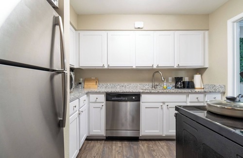 North Dallas Apartment | Urban Bohemian Hideaway Centrally Located