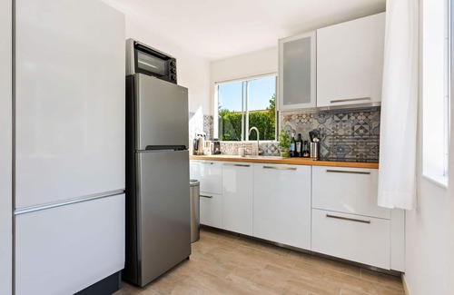 Ecuras House | Urban Bungalow in Écuras with Swimming Pool