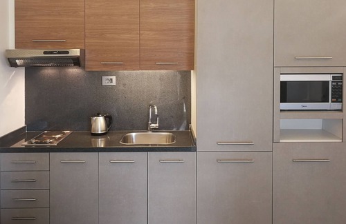 Dekwaneh Hotel | Urban Central Suites - Beirut