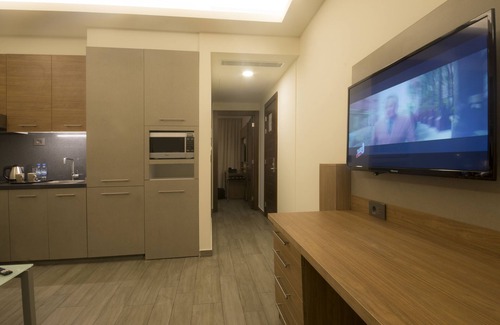 Dekwaneh Hotel | Urban Central Suites - Beirut