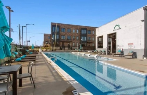 Castleberry Hill Apartment | Urban chic 1-bedroom with private balcony, WiFi in vibrant Atlanta