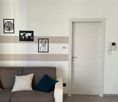 Villanova d'Asti Apartment | Urban Chic House