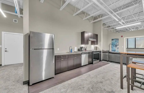 Waldron Apartment | Urban Chic Loft Near Airport with High-Speed WiFi