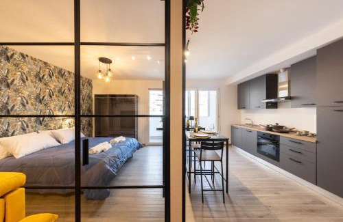 Quartiere XXIII Alessandrino Apartment | Urban Chic Luxury Suite Apartments