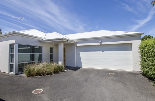 Mount Gambier Apartment | Urban Corporate Apartment