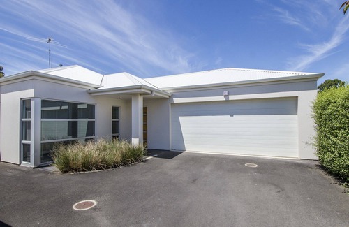Mount Gambier Apartment | Urban Corporate Apartment