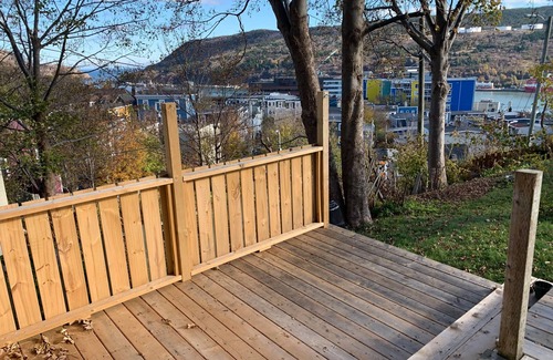 Downtown St. John's House | Urban Cottage Downtown St. John's Overlooking Harbour
