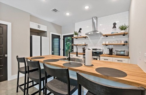 Downtown House | Urban Destination Downtown Bryan TX 2BR 1.5Bath