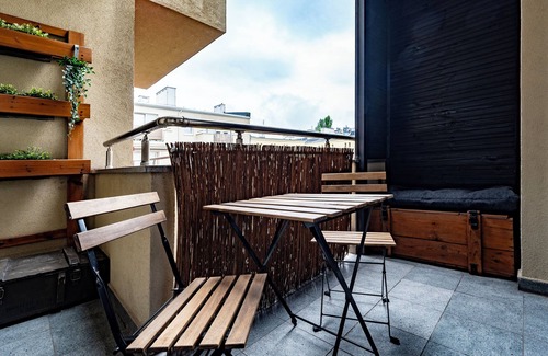 Lodz Apartment | Urban Elegance Bliss Apartment