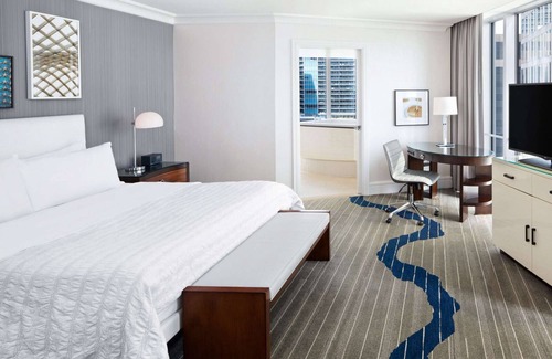 North Rosslyn Hotel | Urban Escape | D.C. Gateway. Gourmet Dining