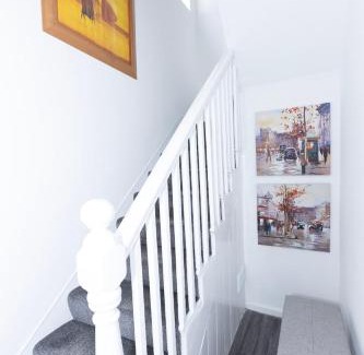 Brandon Apartment | Urban Escape - Flat