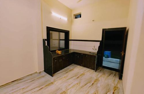 Bhopal House | Urban escape