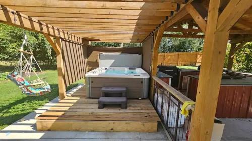 Greater South Side House | Urban Farmer House