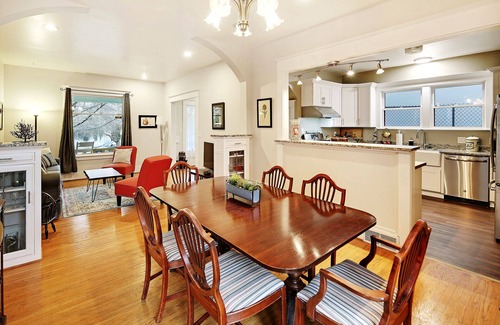 Queen Anne House | Urban Farmhouse - Relax and Explore
