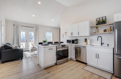 Central Colorado Springs Cottage | Urban Float - Private Heated Pool & HotTub & Firepit