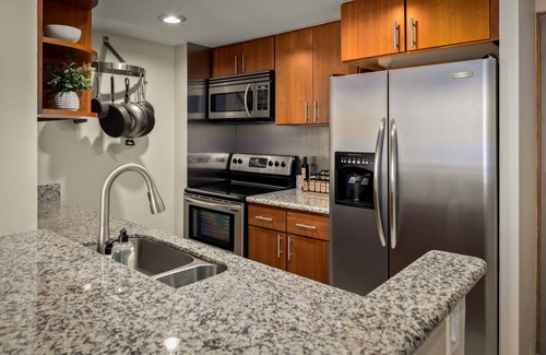 LoDo Condo | Urban Gallery Loft | King Bed | Larimer Square