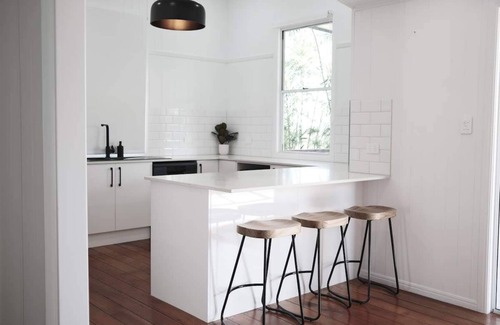 Brisbane House | Urban Getaway Central Cottage
