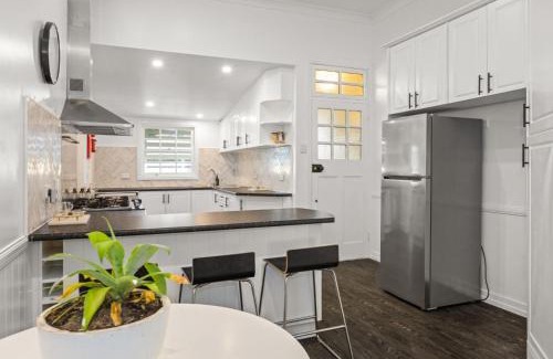 Newtown House | Urban Getaway Ipswich Central