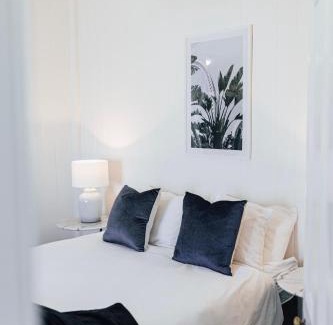 Newtown House | Urban Getaway Queenslander