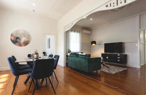 Newtown House | Urban Getaway Queenslander