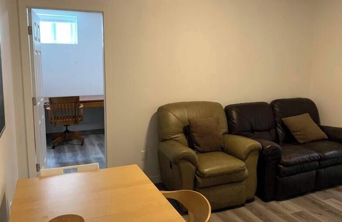 Musqueam First Nation House | Urban Haven: 2BR Basement in Vancouver