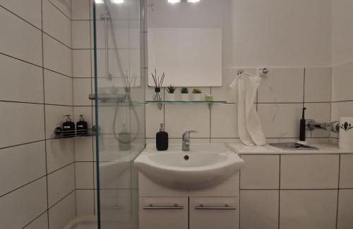 Kattenturm Apartment | Urban Heaven Stays - 2 bedroom apartment