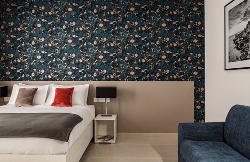 Gzira Hotel | Urban Isle