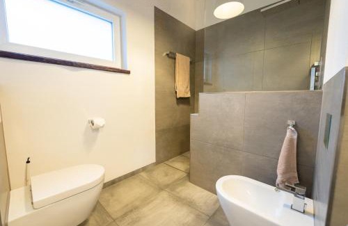 Altenrath House | Urban Jungle Room rundum Entspannung mit Sauna