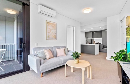 Sydney Olympic Park Apartment | Urban Lifestyle Retreat in Sydney Olympic Park