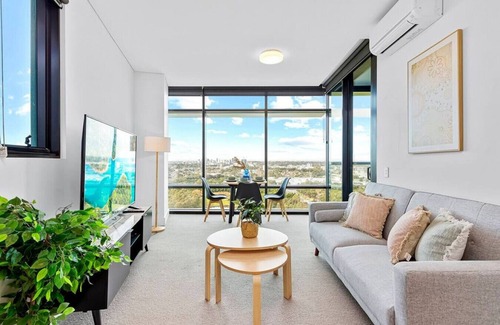Sydney Olympic Park Apartment | Urban Lifestyle Retreat in Sydney Olympic Park