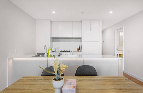 Macquarie Park Apartment | Urban Lifestyle Retreat in Macquarie Park