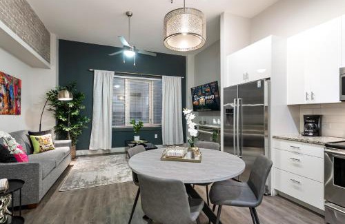 Central Business District Apartment | Urban Living in the Heart of New Orleans