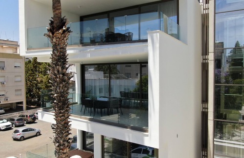 Nicosia Apartment | Urban luxury 3-bedroom apartment in Nicosia