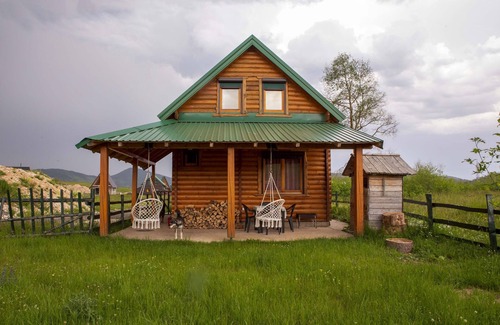 Tepacko Polje House | Urban Mansion House in Zabljak