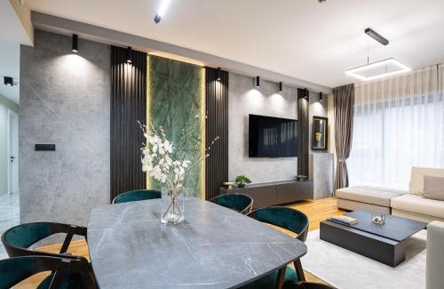 Centar Apartment | Urban Oasis 16th Floor Penthouse, City center, Free private parking