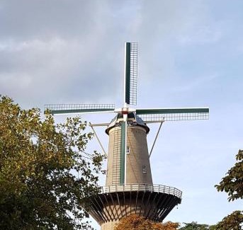 Schiedam Apartment | Urban Oasis - BIG stylish Apartment