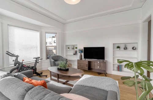 Temescal Apartment | Urban oasis close to Bart, shops, restaurants in oakland