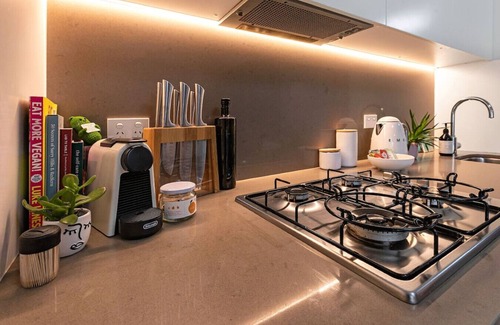 Waterloo Apartment | Urban Oasis in Waterloo With Private Balcony