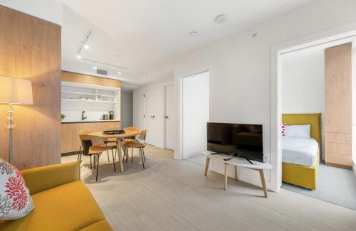 Renfrew-Collingwood Apartment | Urban Oasis near Joyce Station: 1BR Condo