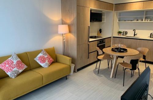 Renfrew-Collingwood Apartment | Urban Oasis near Joyce Station: 1BR Condo