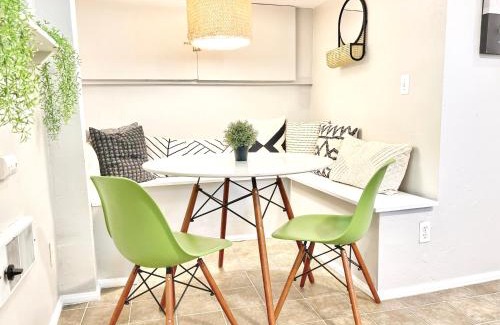 North Park Apartment | Urban Oasis Near The Zoo A Central Studio For 2