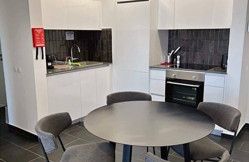 Historical Center Apartment | Urban Oasis Retreat S