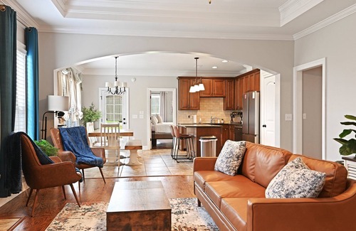 Mount Meigs House | Urban Oasis