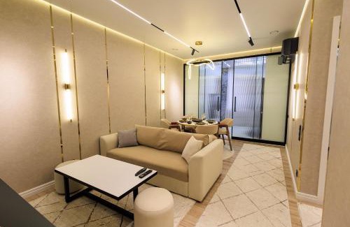 Fergana Apartment | Urban Oasis