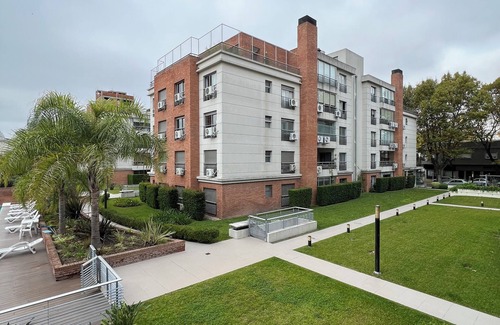 Villa Devoto Apartment | Urban Oasis with Private Parking