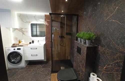 Brochow Apartment | Urban Palace bezpłatne miejsce postojowe