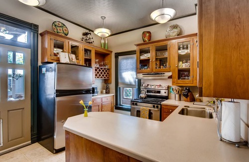 Baker House | Urban Perfection! Quiet Location, Historic, City Vibe