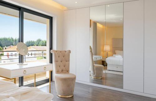 Viana do Castelo House | Urban Reflections by Portugal Active